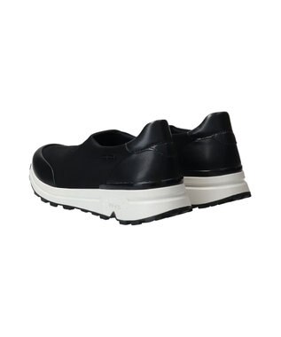INTER-CHAUSSURES 【BUSSOLA】晴雨兼用ストレッチスリッポンスニーカー ブラックコンビ