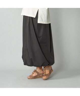 MODE ET JACOMO <D'ICI>ビジュー付きTストラップサンダル オークスエード