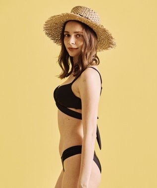 San-ai Resort（三愛水着楽園） WEB限定商品ノンワイヤーなのにぷっくり美胸を作るダブルアップクロスビキニ M1 M2 L1 San-ai Resort（サンアイリゾート） ブラック