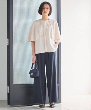 自由区 【洗える】バックサテンジョーゼット  ブラウス ベージュ系