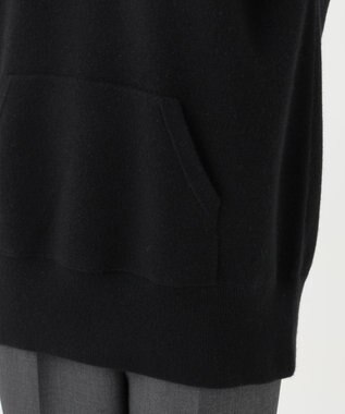 23区 【R(アール)】ウールカシミヤ ニットパーカー ブラック系