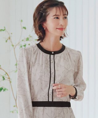 Tiaclasse 【安田美沙子さん着用・金属アレルギー対応】スノーフレークピアス／イヤリング ピンクゴールドピアス