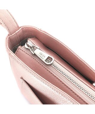 IBIZA レルシール　やぎ革　ショルダーバッグ 薄ピンク