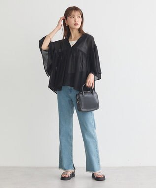earth music&ecology Ｖネックギャザーブラウス Black