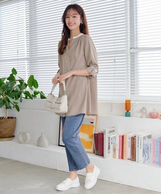 Tiaclasse 【洗える】クレリックシャツチュニックブラウス グレージュ×オフホワイト