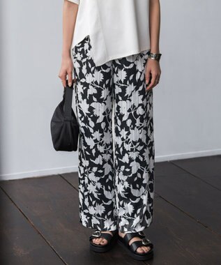 【30th ANNIVERSARY】 アーカイブフラワープリント ワイドパンツ