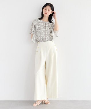 YECCA VECCA ラインフルーツ柄ラッフルブラウス Beige