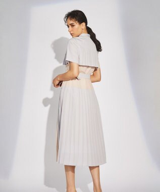 GRACE CONTINENTAL プリーツ配色ワンピース グレー