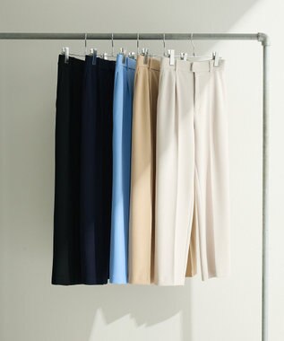 Green Parks Ｏ．きれいシルエットテーパードパンツ Ecru