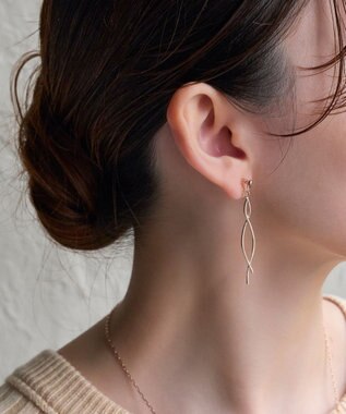 Phoebe 【痛くないシリーズ/金属アレルギー対応】スウィングクリスタルループフィットイヤリング　シャンパンゴールド シャンパンゴールド