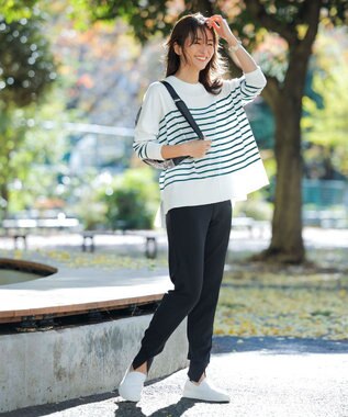 UNFILO 【抗菌防臭】スタイルアップニット　クルーネック ホワイト×グリーン