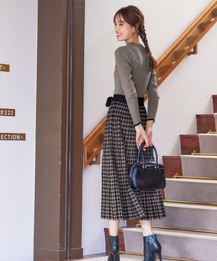 Tiaclasse 【洗える】千鳥柄ニットプリーツワンピース モカ