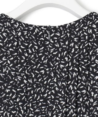 23区 L 【接触冷感/吸水速乾/洗える】ペインティングプリント ワンピース ネイビープリント