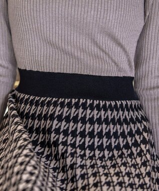 Tiaclasse 【洗える】千鳥柄ニットプリーツワンピース モカ