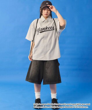 WEGO 【ユニセックス着用ITEM】別注MLBストライプグラフィックシャツ（SS） ホワイトストライプ