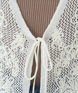 earth music&ecology フラワー刺繍メッシュベスト Off White