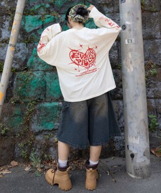 WEGO 【ユニセックス着用ITEM/MLサイズ展開】スリーブロゴグラフィックラグランT（LS） ホワイト