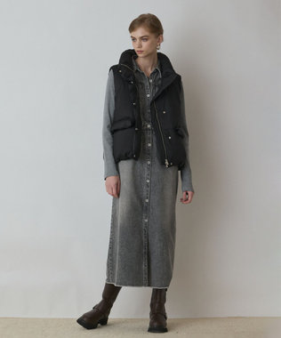 スタンドカラーダウンベスト