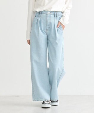 earth music&ecology ダブルタックワイドデニムパンツ Light Indigo