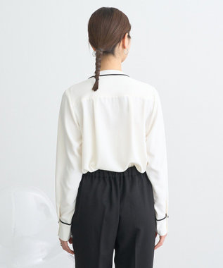 earth music&ecology バイカラータックブラウス Off White