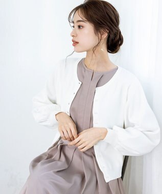 Tiaclasse 【洗える】パールボタンニットカーデ オフホワイト