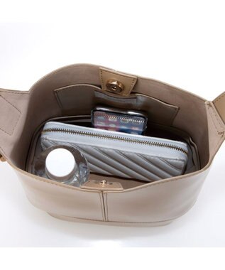 UNBILLION カシュカシュ cachecache / Ｔ字バックルミニショルダー ベージュ