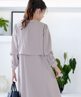 Tiaclasse つまみタック袖ワンピース グレージュ