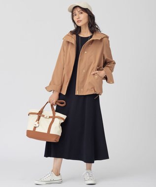 23区 チャーム付き キャンバス トートバッグ ダークブラウン系1