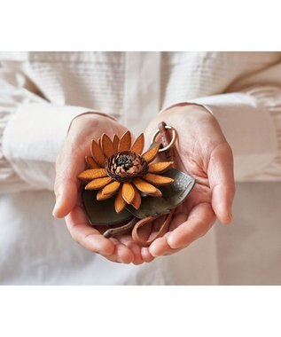 genten エヴァーチャーム ヒマワリ イエロー