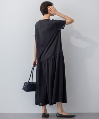 23区 L 【Oggi8月号掲載/接触冷感/洗える】ツイストコットンプレーティング ティアードワンピース ブラック系