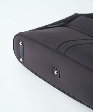 MIYABIYA LAQUOH【撥水加工】篭目柄エンボスボンディング スリム２WAYトート チョコ