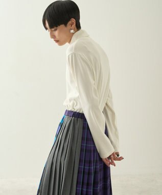 AMERICAN HOLIC タートルカットプルオーバー1 Off White