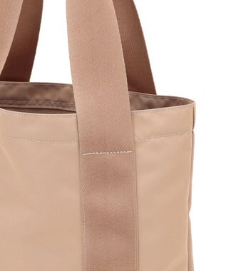 TOCCA 【アップサイクルコサージュ付き・美香＆Lovécoコラボ・数量限定・A4サイズ対応】FLOWER IN HEART BAG バッグ ベージュ×ローズ