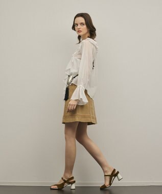 GRACE CONTINENTAL ラインembミニスカート キャメル