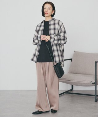 AMERICAN HOLIC ラウンドクルーネックプルオーバー Black