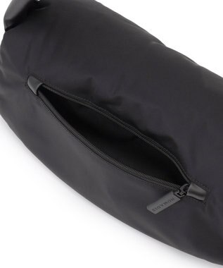 23区 NOMADIS LUCK ショルダーバッグ ブラック系