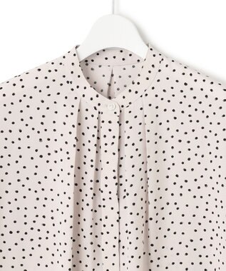 23区 【セットアップ対応/洗える】バックサテンアムンゼン ドットプリント ブラウス ベージュ×ブラックドット
