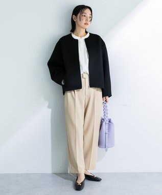 Green Parks Ｏ．きれいシルエットテーパードパンツ Ecru