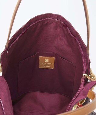 TOPKAPI 【TREASURE TOPKAPI】マイルドサテン スカーフ柄 トートバッグ チョコレート