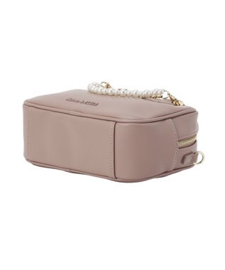 Maison de FLEUR チャーム付きワイドボストンバッグ Mocha