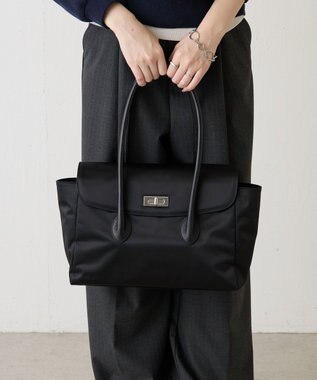 russet 《@__serako.r__企画》クラウズナイロンフラップトートバッグ(CE-1690) Black