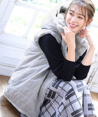 Tiaclasse 【2WAY】着回し自由のリバーシブルキルトフェイクファーベスト グレー