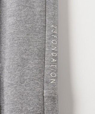 23区GOLF NEWデザイン登場【23Fondation】ジョガーパンツ ライトグレー系