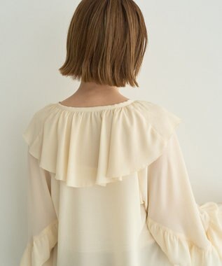 YECCA VECCA シアーラッフルブラウス Ivory
