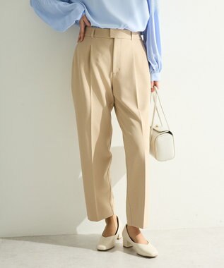 Green Parks Ｏ．きれいシルエットテーパードパンツ Light Beige