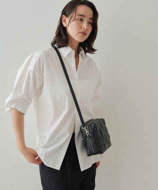 IACUCCI ＜GISELe 10月号掲載＞ベルタ S CERVO ブラック