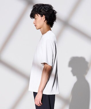 JOSEPH HOMME 【WEB限定】【新素材 / 新型】エンジニアドテック　リラックスフォルムクルーネックＴシャツ ホワイト系