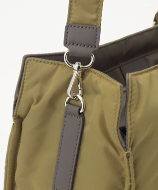 Y'SACCS 【ムック本掲載】ツイルナイロン　スクエアトート　Mサイズ スモーキーイエロー