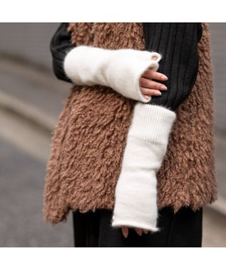 林八百吉商店 un chapeau  アンゴラアームカバー オフ