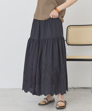 AMERICAN HOLIC アイレット刺繍ティアードスカート Black